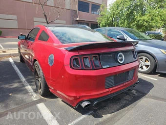 2013 Ford Mustang GT Coupe – miniatura 2
