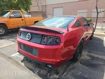 2013 Ford Mustang GT Coupe – miniatura 3