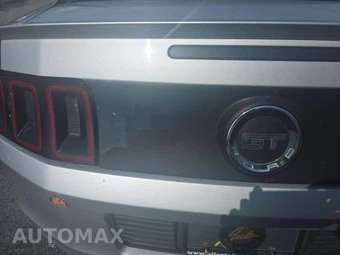 2013 Ford Mustang GT Coupe - miniatura 23