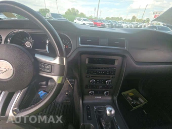 2013 Ford Mustang GT Coupe - miniatura 7