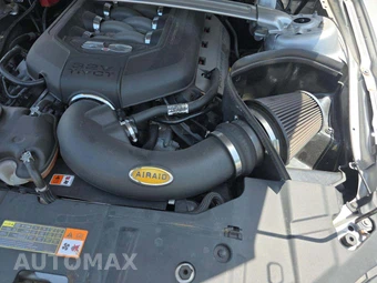 2013 Ford Mustang GT Coupe - miniatura 21