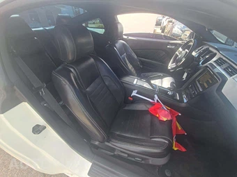 2013 Ford Mustang GT Premium Coupe - miniatura 15