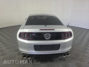 2013 Ford Mustang GT Premium Coupe - miniatura 5
