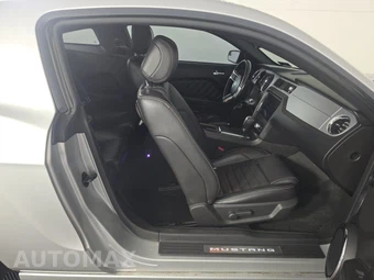2013 Ford Mustang GT Premium Coupe - miniatura 8