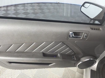 2013 Ford Mustang GT Premium Coupe - miniatura 9