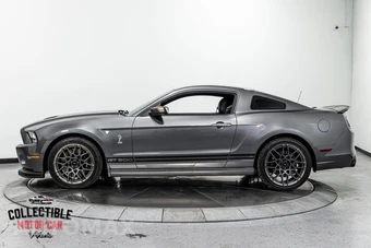 2013 Ford Mustang Shelby GT500 Coupe - miniatura 13