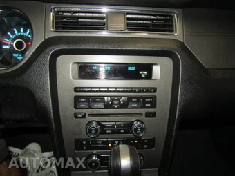 2013 Ford Mustang V6 Convertible – miniatura 15
