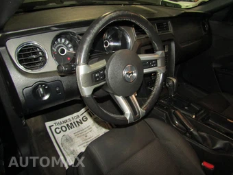 2013 Ford Mustang V6 Convertible – miniatura 9