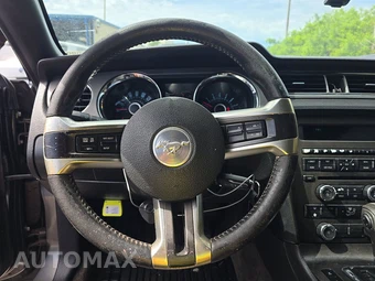 2013 Ford Mustang V6 Convertible – miniatura 10