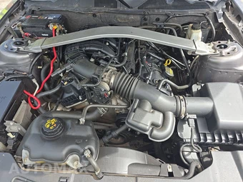 2013 Ford Mustang V6 Convertible – miniatura 15