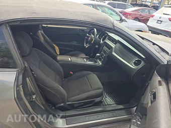 2013 Ford Mustang V6 Convertible – miniatura 8