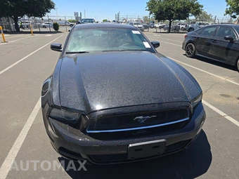 2013 Ford Mustang V6 Premium Coupe – miniatura 2