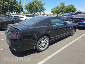 2013 Ford Mustang V6 Premium Coupe – miniatura 4