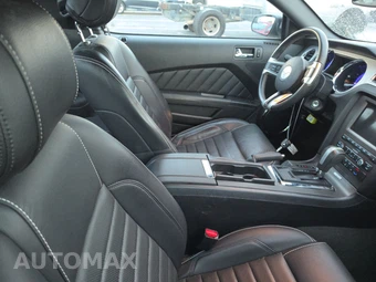 2013 Ford Mustang V6 Premium Coupe - miniatura 8