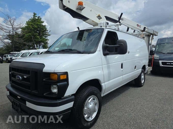 2013 Ford Super Duty E-350 Commercial Cargo Van 138.0" WB