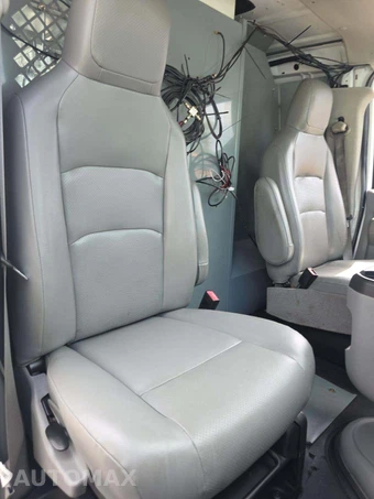 2013 Ford Super Duty E-350 Commercial Cargo Van 138.0" WB - miniatura 15