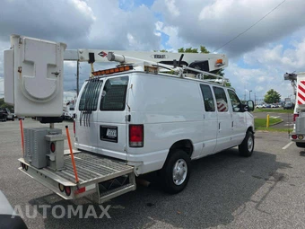 2013 Ford Super Duty E-350 Commercial Cargo Van 138.0" WB - miniatura 3