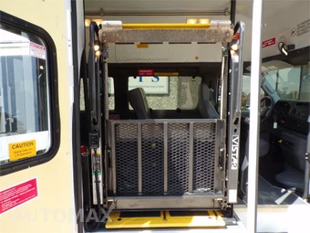 2013 Ford Super Duty E-350 Commercial Cargo Van 138.0" WB - miniatura 20