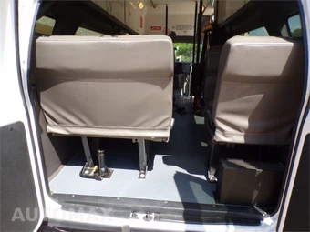 2013 Ford Super Duty E-350 Commercial Cargo Van 138.0" WB - miniatura 22