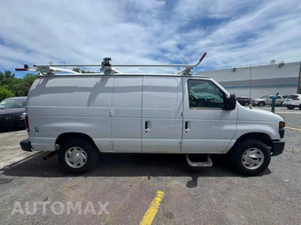 2013 Ford Super Duty E-350 Commercial Cargo Van 138.0" WB - miniatura 2