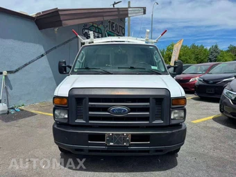 2013 Ford Super Duty E-350 Commercial Cargo Van 138.0" WB - miniatura 3