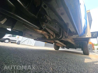 2013 Ford Super Duty E-350 Cutaway – miniatura 7