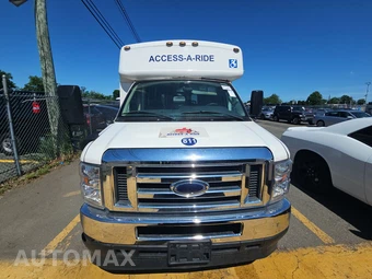 2013 Ford Super Duty E-350 Cutaway DRW - miniatura 2