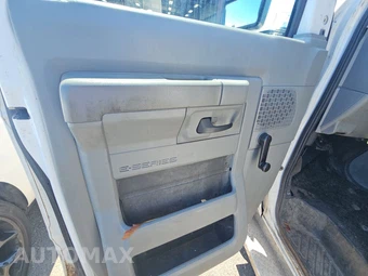 2013 Ford Super Duty E-350 Cutaway DRW - miniatura 9