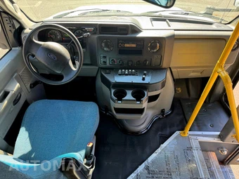 2013 Ford Super Duty E-350 Cutaway DRW - miniatura 22