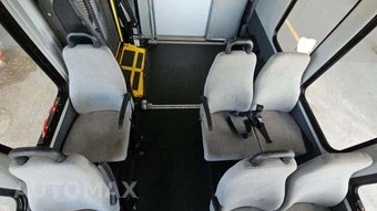 2013 Ford Super Duty E-350 Cutaway DRW - miniatura 38