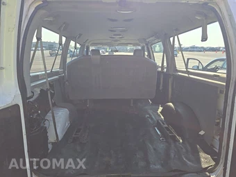 2013 Ford Super Duty E-350 Wagon XL 138.0" WB - miniatura 16