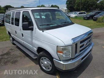 2013 Ford Super Duty E-350 Wagon XLT 138.0" WB - miniatura 4