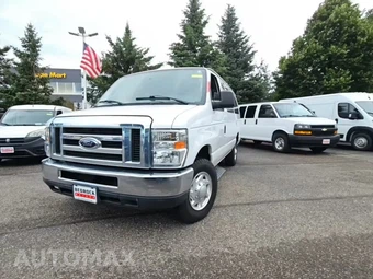 2013 Ford Super Duty E-350 Wagon XLT 138.0" WB