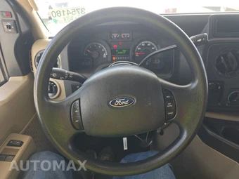 2013 Ford Super Duty E-450 Cutaway DRW 158.0" WB - miniatura 10