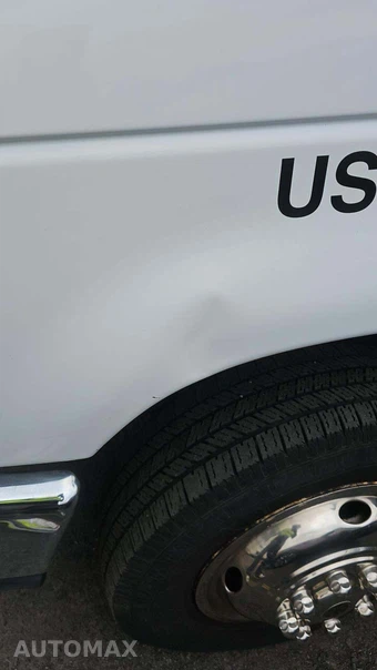 2013 Ford Super Duty E-450 Cutaway DRW - miniatura 27