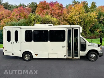2013 Ford Super Duty E-450 Cutaway DRW - miniatura 12