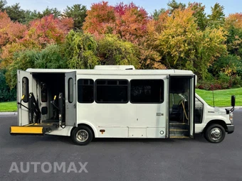 2013 Ford Super Duty E-450 Cutaway DRW - miniatura 13