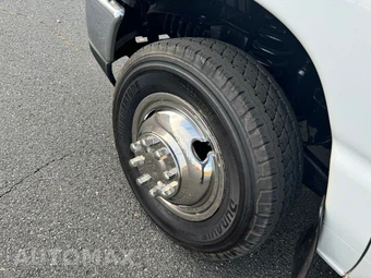 2013 Ford Super Duty E-450 Cutaway DRW - miniatura 43