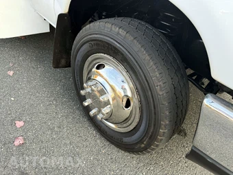2013 Ford Super Duty E-450 Cutaway DRW - miniatura 45