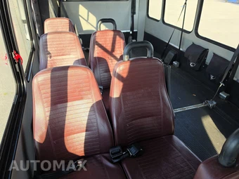 2013 Ford Super Duty E-450 Cutaway DRW - miniatura 13