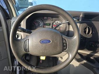 2013 Ford Super Duty E-450 Cutaway DRW - miniatura 10