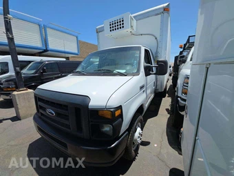 2013 Ford Super Duty E-450 Cutaway DRW