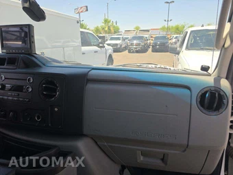 2013 Ford Super Duty E-450 Cutaway DRW - miniatura 16