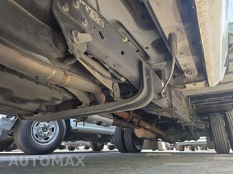 2013 Ford Super Duty E-450 Cutaway DRW - miniatura 7