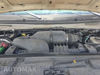 2013 Ford Super Duty E-450 Cutaway DRW – miniatura 15