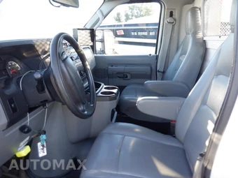 2013 Ford Super Duty E-450 Cutaway DRW - miniatura 5