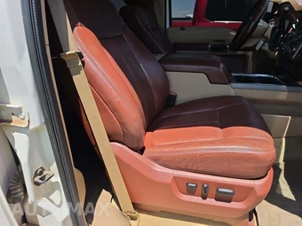 2013 Ford Super Duty F-250 King Ranch Crew Cab Medium Bed - miniatura 18