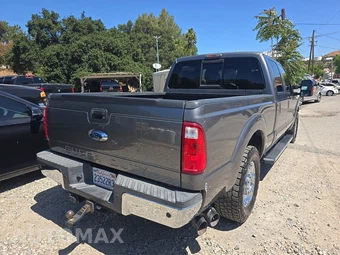 2013 Ford Super Duty F-250 Lariat Crew Cab Medium Bed - miniatura 4