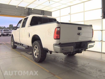 2013 Ford Super Duty F-250 Lariat Crew Cab Medium Bed - miniatura 6