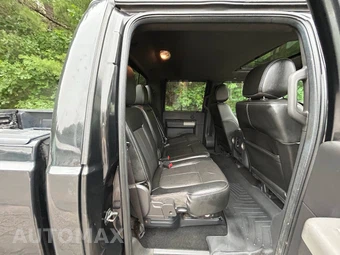 2013 Ford Super Duty F-250 Lariat Crew Cab Medium Bed - miniatura 15